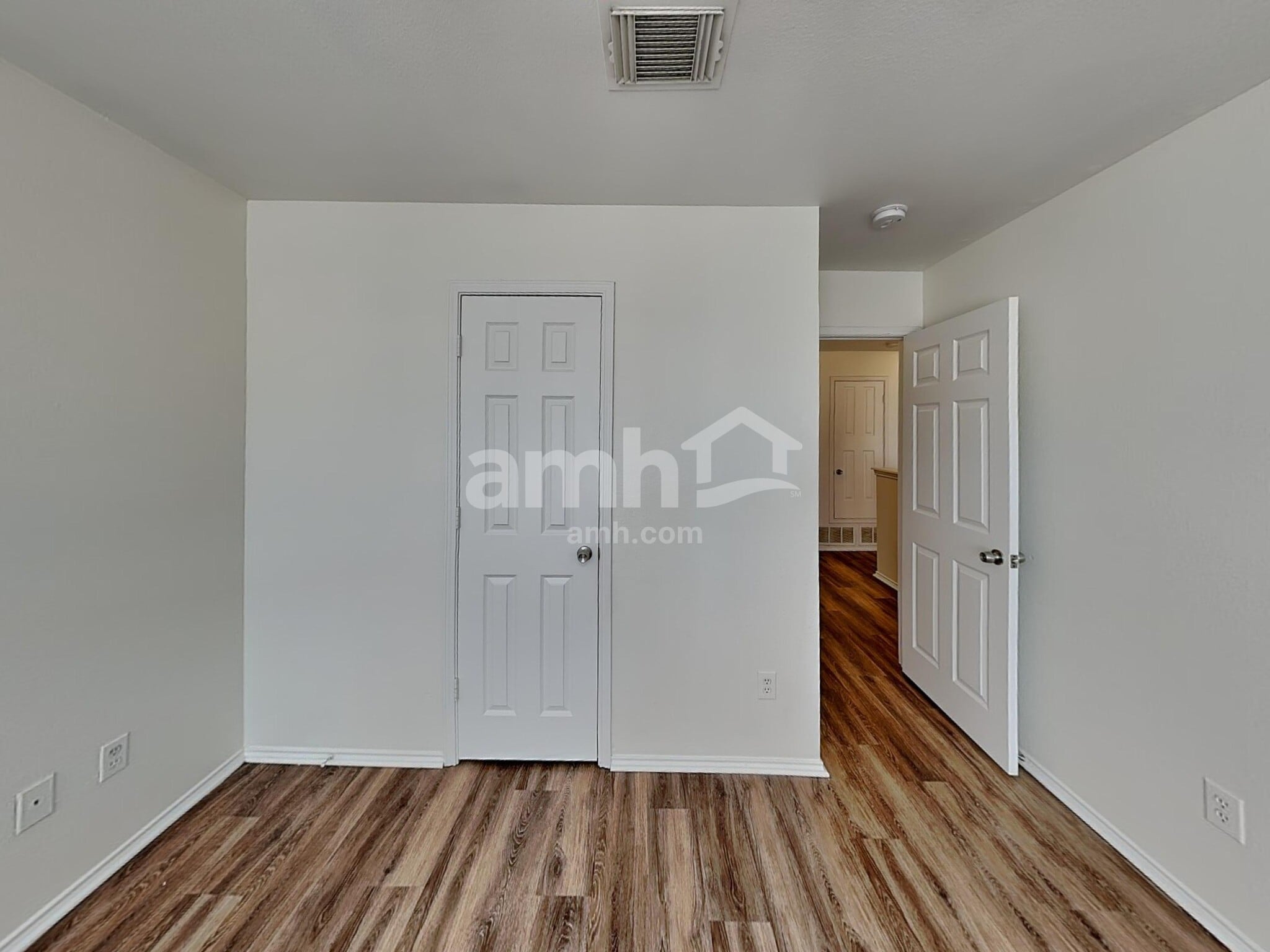 Building Photo - 1224 Riverside Rd