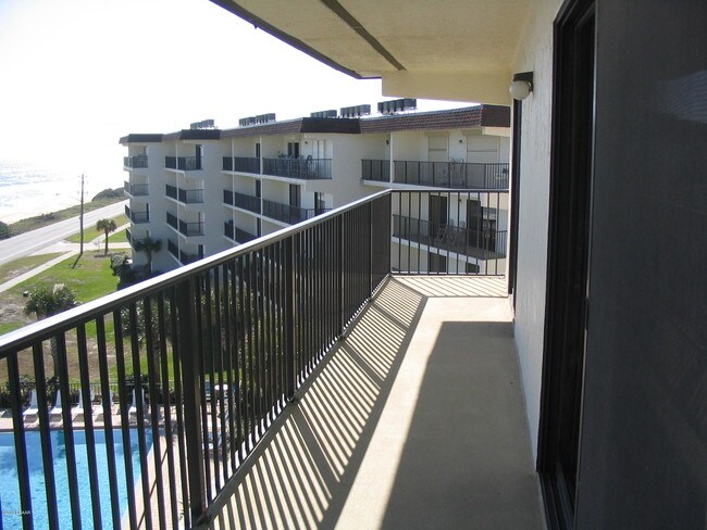 Building Photo - 2700 Ocean Shore Blvd