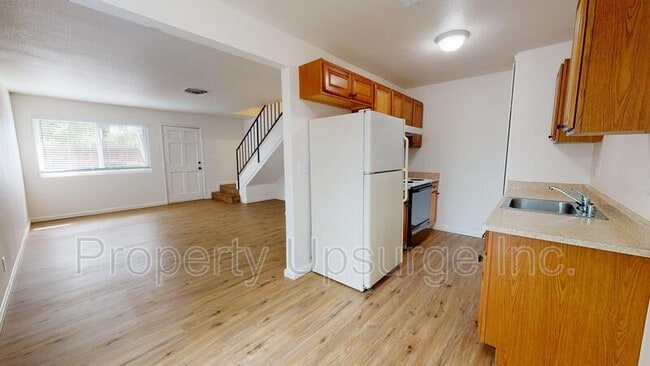 Primary Photo - 1506 Lake Blvd