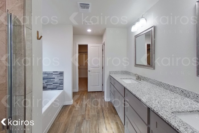 Building Photo - 2806 Daytona Ave