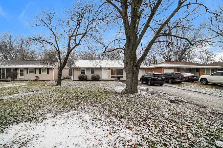 Building Photo - 2647 W Nebraska Ave