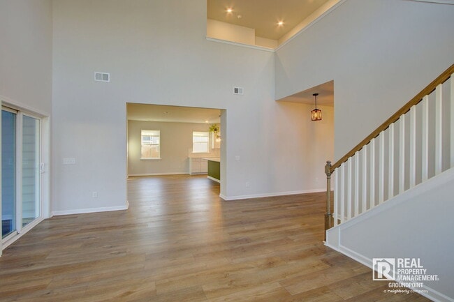 Building Photo - 137 Paddle Boat Wy