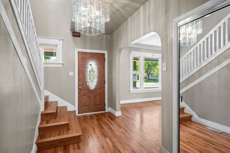Building Photo - Beautiful Audubon 5 Bedroom Home! - Available now!