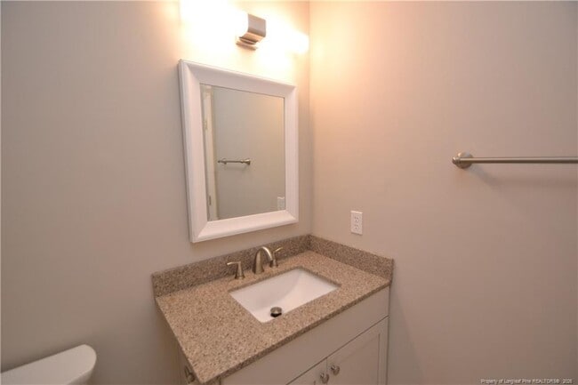 Building Photo - 110 Riverwalk Cir