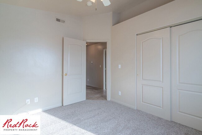 Building Photo - 1178 E 300 S