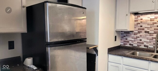 Building Photo - 10169 Penrith Dr