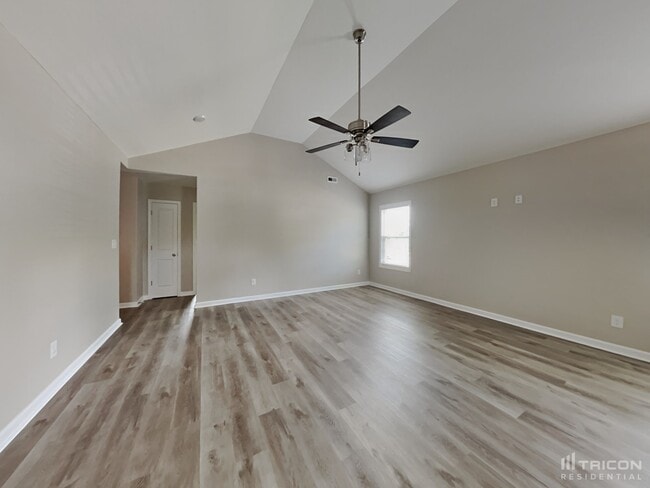 Building Photo - 100 Schroer Rd