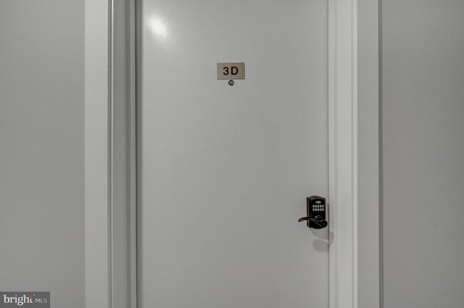 Building Photo - 2445 Innovator Wy