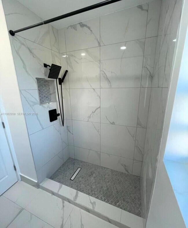 Building Photo - 3161 NW 31st St