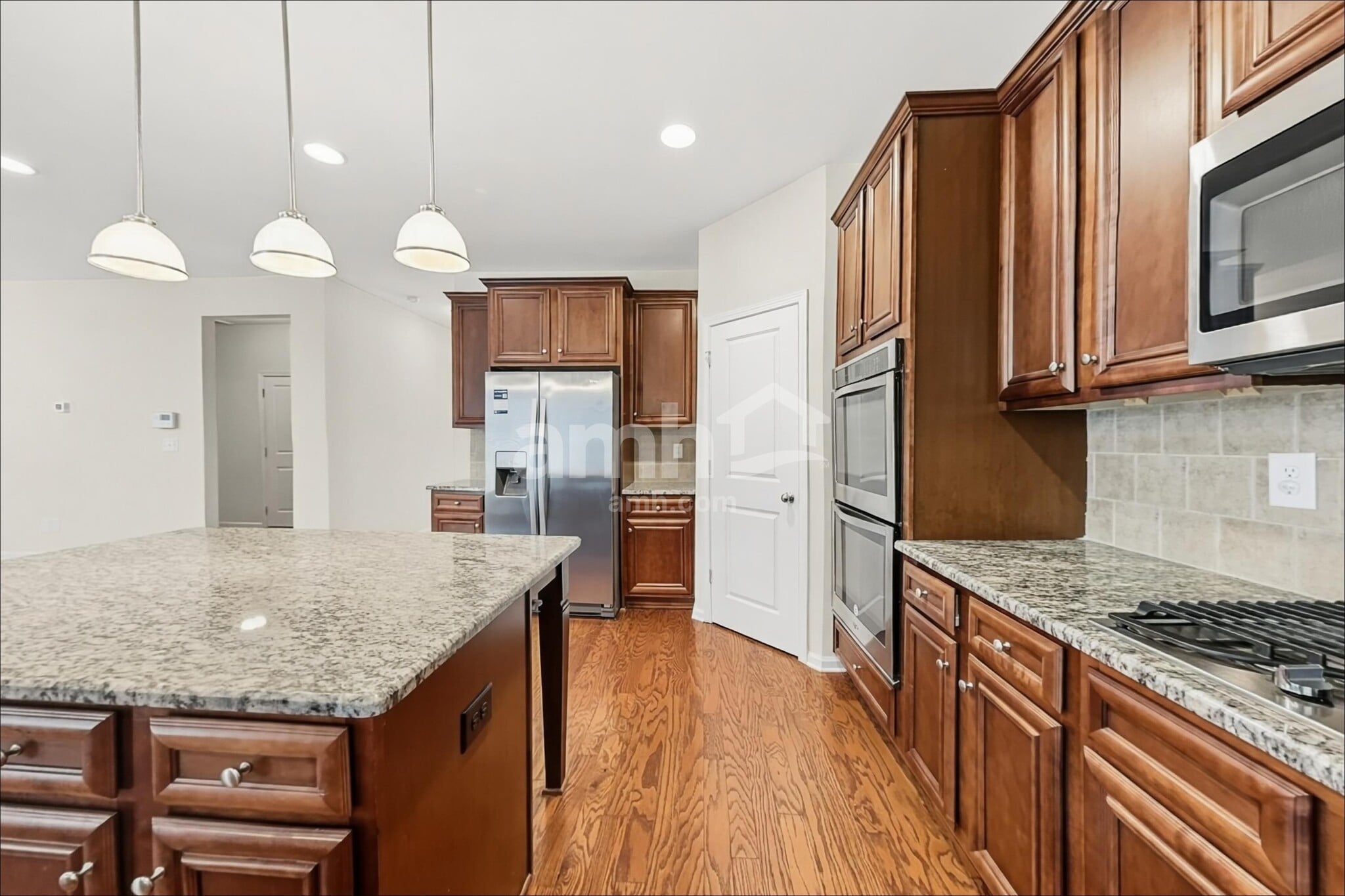 Building Photo - 307 Victoria Heights Dr