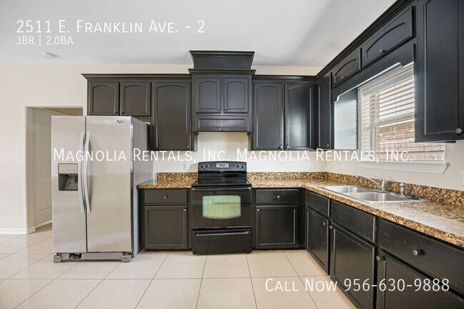 Building Photo - 2511 E Franklin Ave