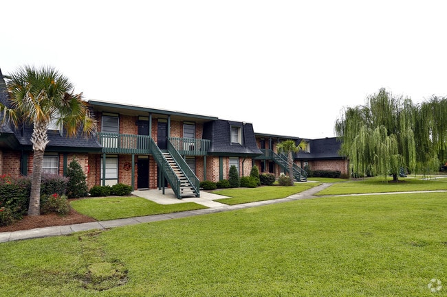 Primary Photo - Heritage Square Apartments