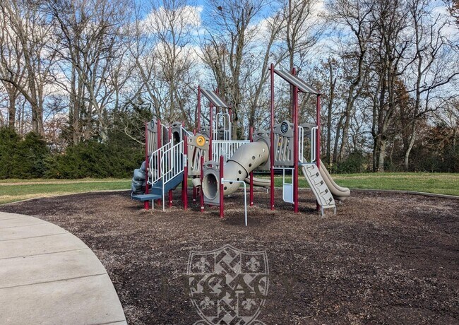 Building Photo - 7276 Ludlow Dr