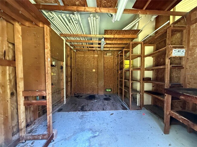 Building Photo - 124 Estates Cir