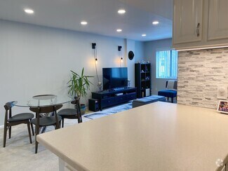 Building Photo - 5340 Holmes Run Pky