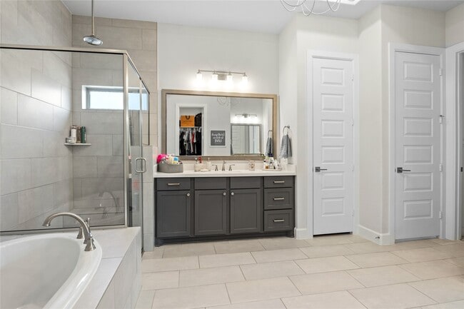 Building Photo - 5435 Farm Hill Way