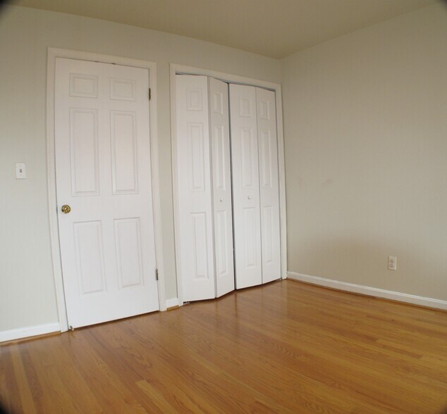 Building Photo - 1028 Patapsco St