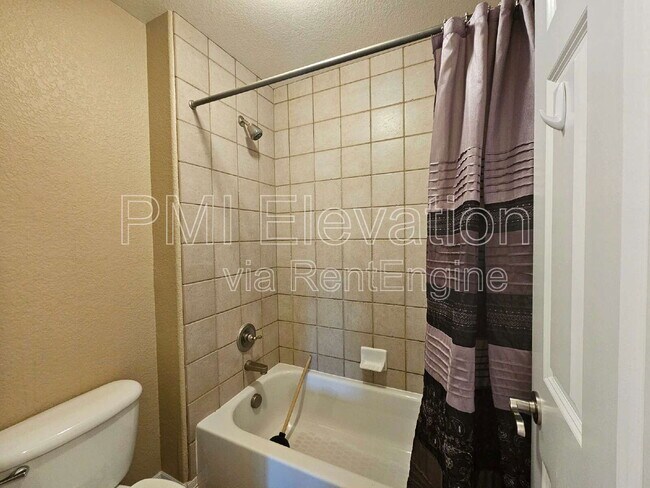 Building Photo - 16448 E Orchard Pl