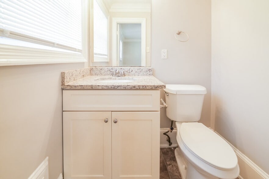 Building Photo - 4656 Ivywood Dr SW