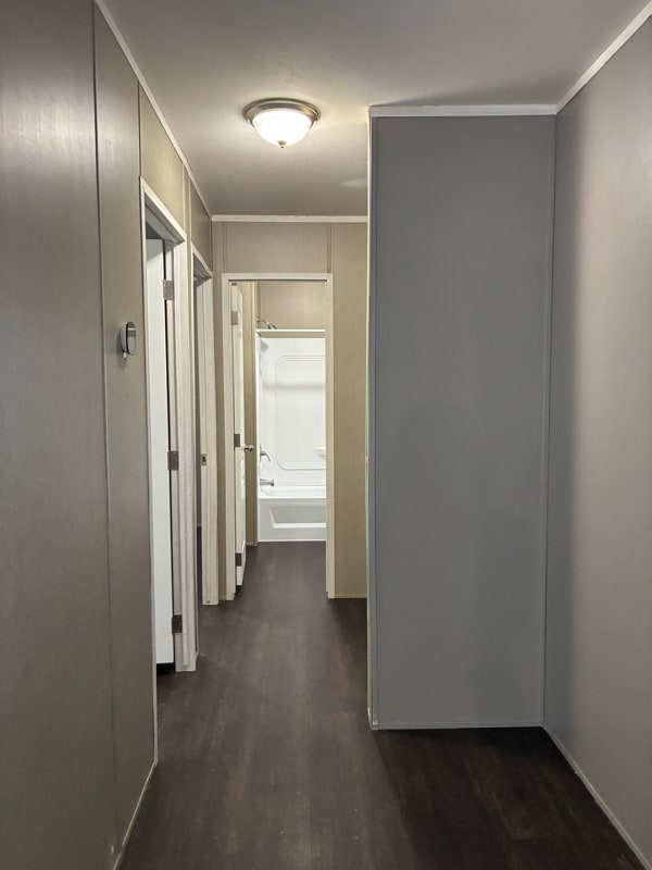 Building Photo - 4842 SW Topeka Blvd