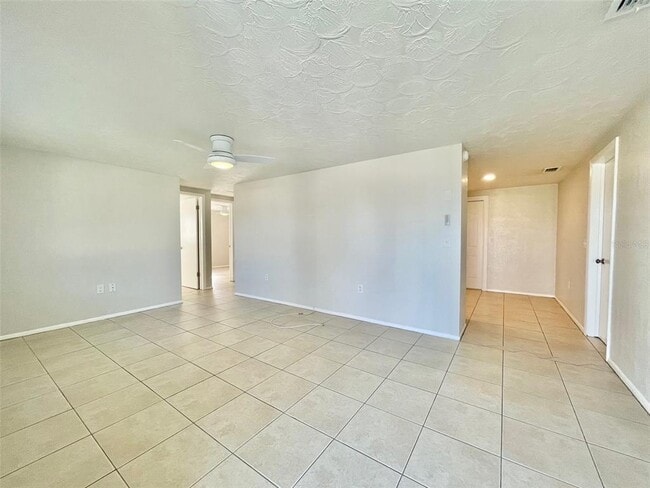 Building Photo - 5814 1st Ave