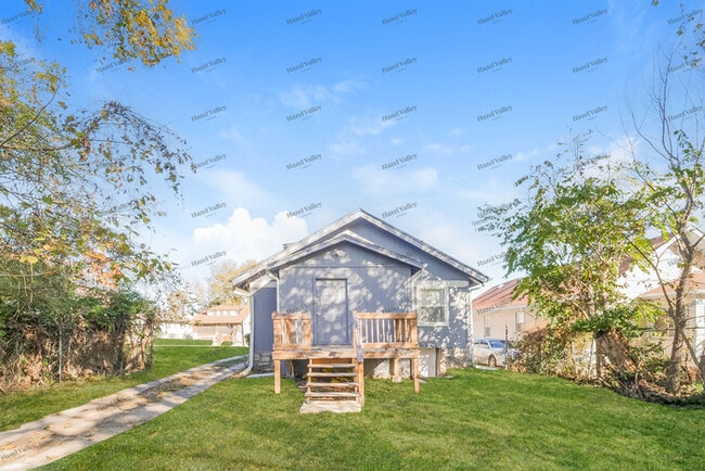 Building Photo - 3709 E 36th St