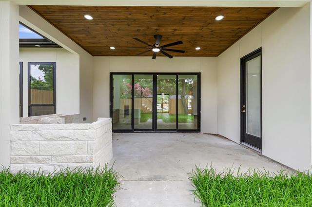 Building Photo - 3135 Walnut Hill Ln