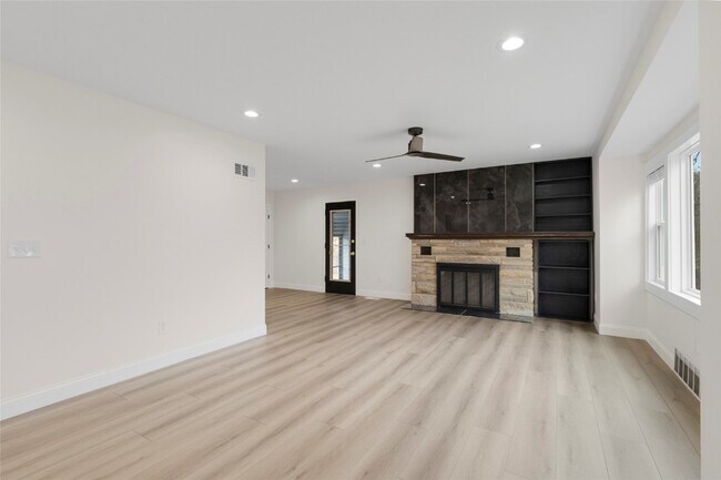 Building Photo - 84 Strecker Rd