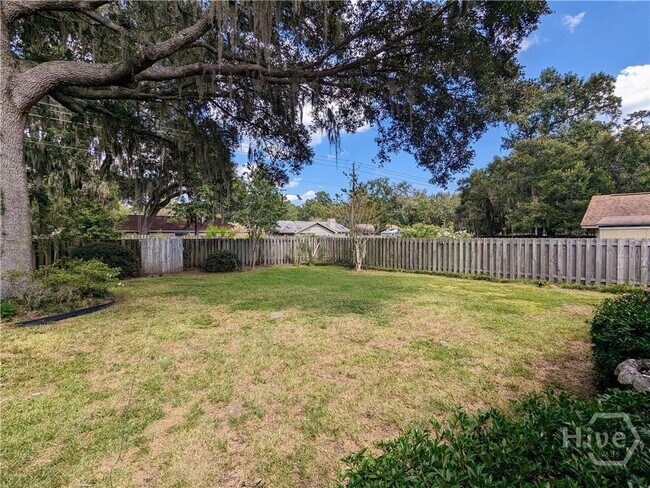 Building Photo - 908 Millstream Ct