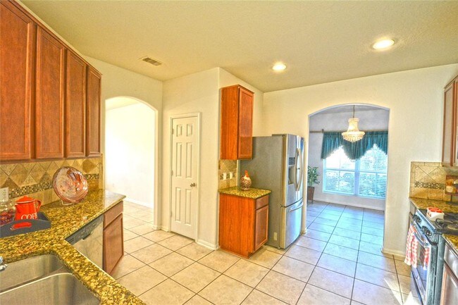 Building Photo - 18339 All Oak Trail