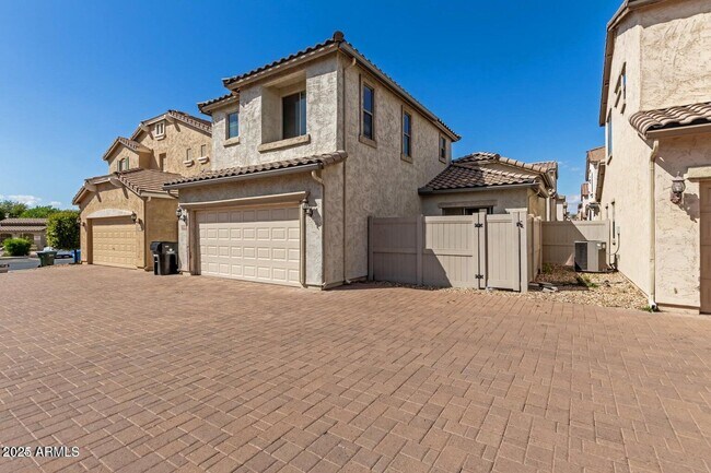 Building Photo - 2343 N 83rd Ave