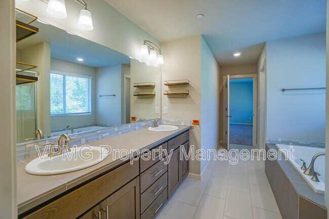 Building Photo - 6301 N 89th Ave