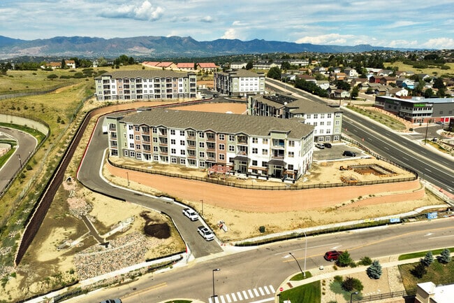 Building Photo - Garrett North Powers