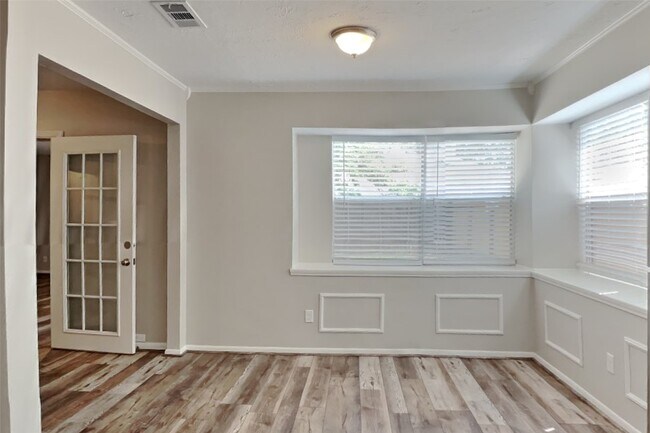 Building Photo - 15022 Ringfield Dr