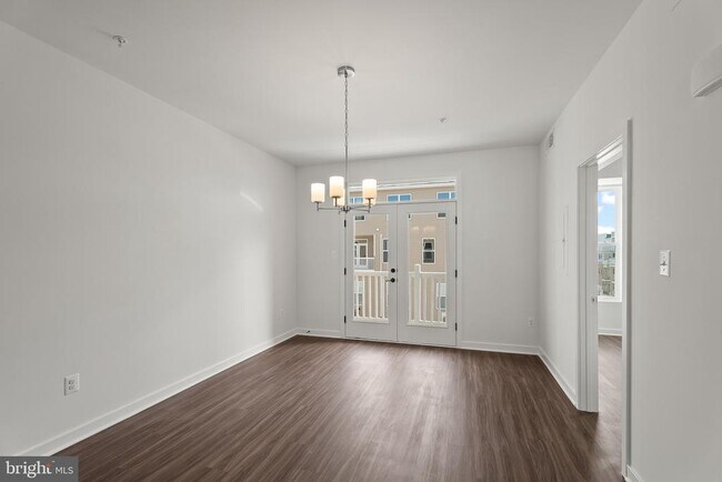 Building Photo - 714 Iron Frg Rd