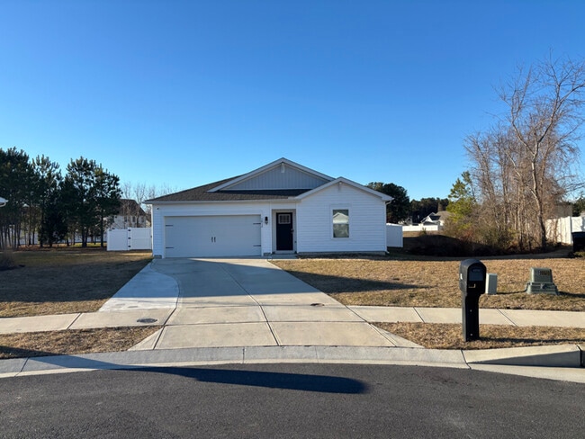 Building Photo - 1612 Liam Dr