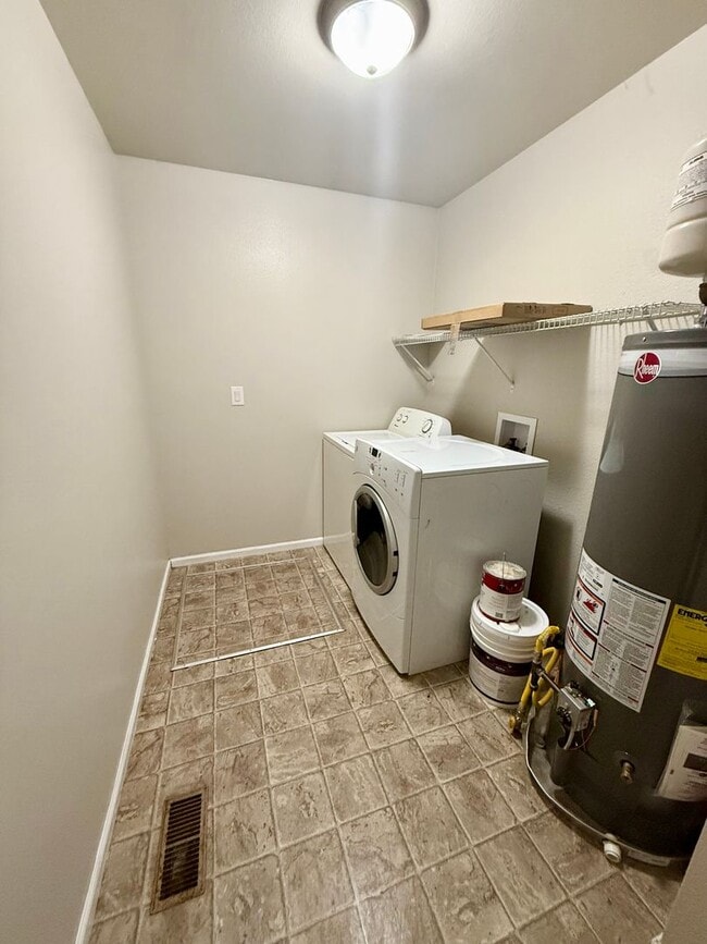 Building Photo - 3-Bedroom Home Near Horsetooth Reservoir with 2-Car Garage