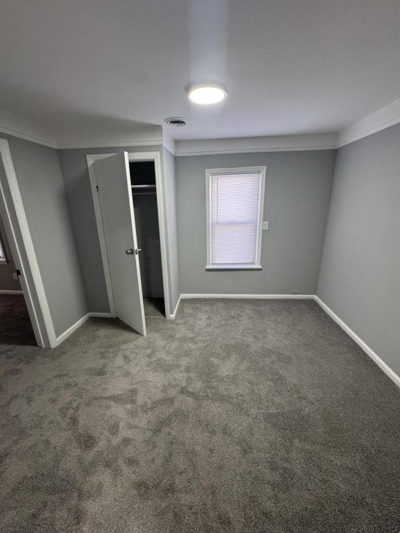 Building Photo - 347 Huddleson Ave