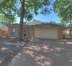 Building Photo - 5516 Timber Green Dr