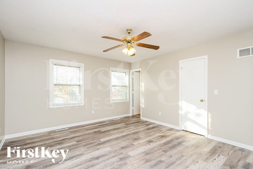 Building Photo - 1912 NW 62nd Terrace