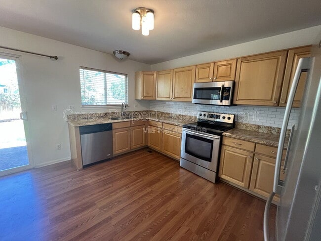 Building Photo - 5337 S Killarney St