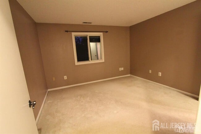 Building Photo - 1508 Ravens Crest Dr