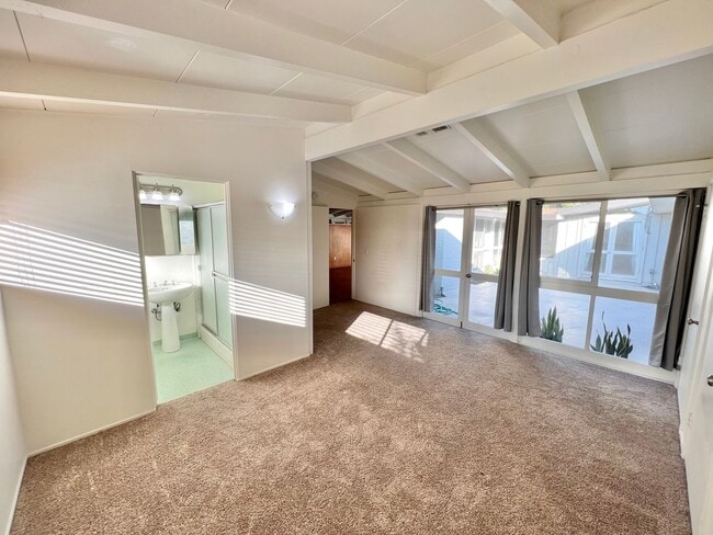 Building Photo - 3063 Volk Ave