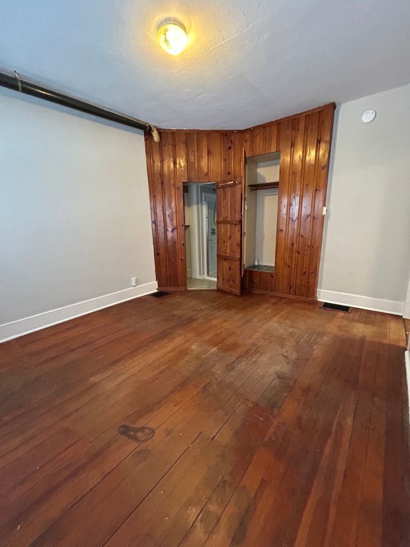 Building Photo - 910-914 N 11th Street