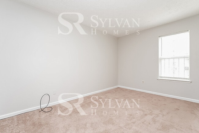Building Photo - Lease today! No extra charge for contentme...