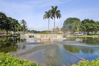 Building Photo - 12760 Vista Isles Dr