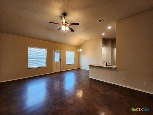 Building Photo - 224 Ragsdale Way