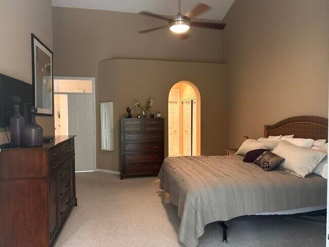Building Photo - 8884 Shoal Creek Ln