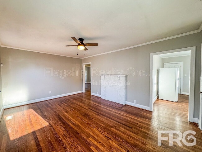 Building Photo - 611 Rudolph St