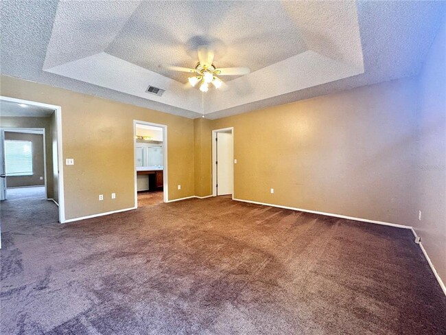 Building Photo - 305 Sterling Lake Dr